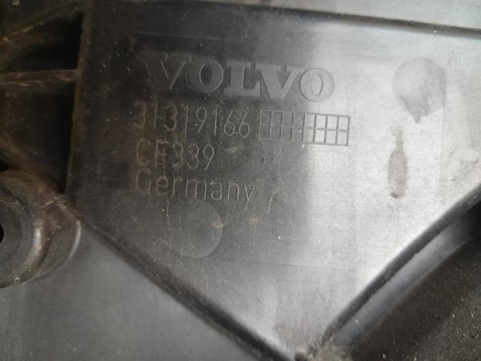 Cooling set Volvo V40 1.6 T4 GTDi 16V AWD 31294096