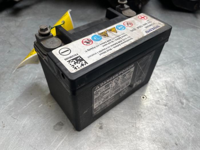 Batterie de réserve d'un Volvo V40 (MV) 1.6 T4 GTDi 16V AWD 2012