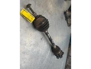 Used Front drive shaft, right Audi A6 Avant (C6) 2.7 TDI V6 24V Quattro Price € 40,00 Margin scheme offered by Poolman autodemontage
