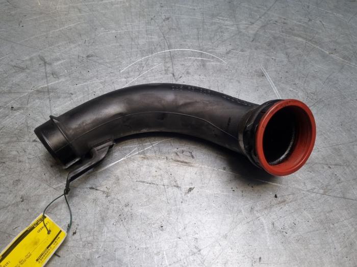 Gebrauchte Intercooler Rohr Volvo V60 I (FW/GW) 2.4 D6 20V Plug-in Hybrid AWD Preis € 20,00 Margenregelung angeboten von Poolman autodemontage