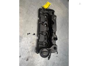 Ventildeckel van een Audi Q5 (8RB) 2.0 TDI 16V Quattro 2015