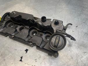 Ventildeckel van een Audi Q5 (8RB) 2.0 TDI 16V Quattro 2015