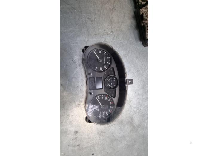Begagnade Instrumentpanel Citroen Jumpy (G9) 2.0 HDI 120 16V Pris € 75,00 Marginaltabell erbjuds av Poolman autodemontage