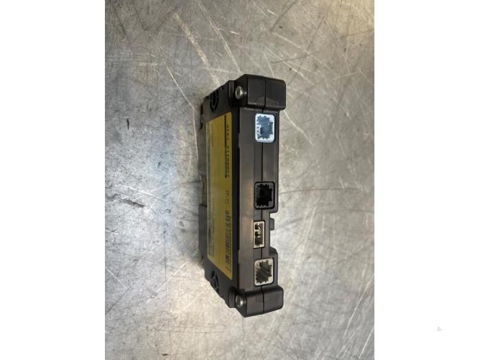 Begagnade Bluetooth-modul Renault Megane III Grandtour (KZ) 1.4 16V TCe 130 Pris € 30,00 Marginaltabell erbjuds av Poolman autodemontage