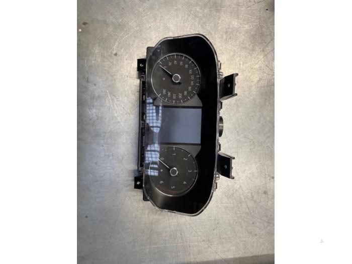 Instrument panel from a Land Rover Range Rover Evoque (LVJ/LVS) 2.0 D 180 16V Coupe 2019