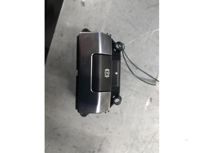Gebrauchte Handbremse Schalter Landrover Range Rover Evoque (LVJ/LVS) 2.0 D 180 16V Coupe Preis € 30,00 Margenregelung angeboten von Poolman autodemontage