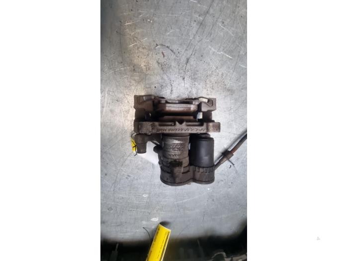 Bremszange rechts hinten van een Land Rover Range Rover Evoque (LVJ/LVS) 2.0 D 180 16V Coupe 2019