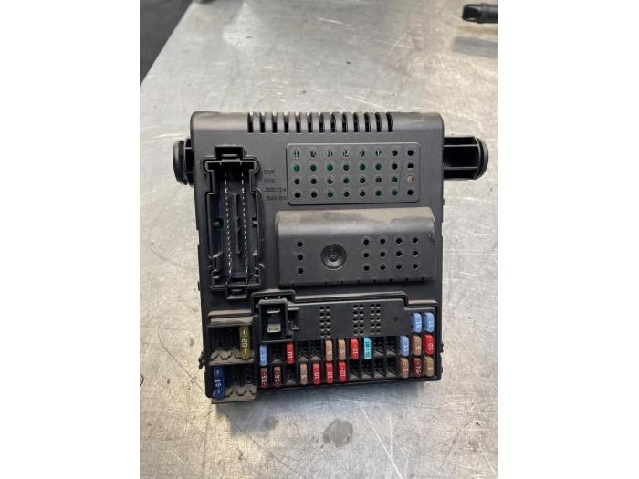 Central electronic module from a Volvo XC90 I 3.2 24V 2008