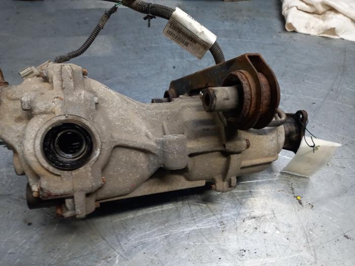 Rear differential from a Nissan Qashqai (J10) 2.0 16V 4x4 2008