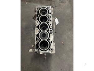 Used Engine crankcase Volvo V60 I (FW/GW) 2.4 D6 20V Plug-in Hybrid AWD Price € 400,00 Margin scheme offered by Poolman autodemontage