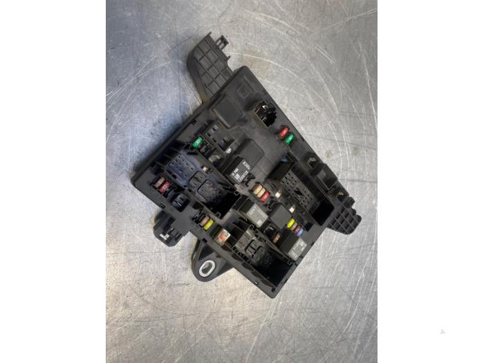Używane Modul (rózne) Opel Astra J (PC6/PD6/PE6/PF6) 1.4 Turbo 16V Cena € 50,00 Procedura marży oferowane przez Poolman autodemontage