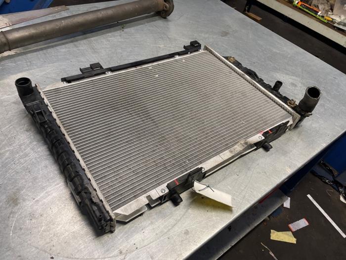 Used Radiator Mercedes CLK (C208) 2.0 200 16V Price € 40,00 Margin scheme offered by Poolman autodemontage