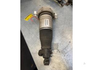 Used Rear shock absorber rod, left Porsche Cayenne (9PA) 3.0 TDI V6 24V Price € 75,00 Margin scheme offered by Poolman autodemontage