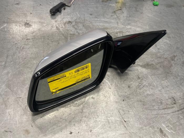 Wing mirror, left from a BMW 5 serie (F10) 520d 16V 2012