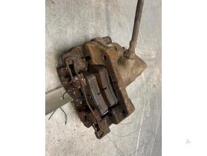 Used Rear brake calliper, right Ford Focus 3 1.6 TDCi 95 Price € 30,00 Margin scheme offered by Poolman autodemontage