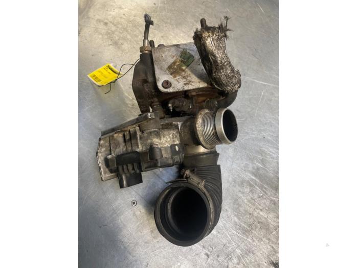 Używane Turbo Audi A8 (D3) 4.0 TDI V8 32V Lang Quattro Cena € 100,00 Procedura marży oferowane przez Poolman autodemontage