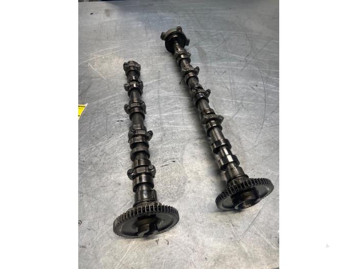 Gebrauchte Nockenwelle Set Volvo S60 I (RS/HV) 2.4 D5 20V Preis € 75,00 Margenregelung angeboten von Poolman autodemontage