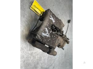 Used Rear brake calliper, right Jaguar XF (CC9) 2.2 D 16V Price € 40,00 Margin scheme offered by Poolman autodemontage