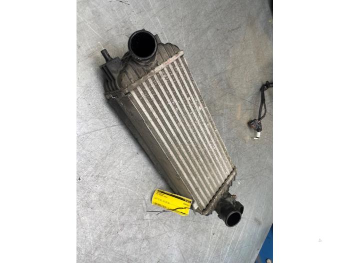 Usados Intercooler Kia Carens IV (RP) 1.7 CRDi 16V Precio € 50,00 Norma de margen ofrecido por Poolman autodemontage