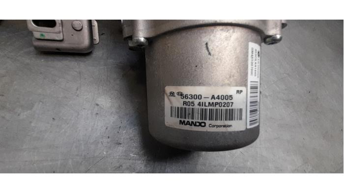 Electric power steering unit from a Kia Carens IV (RP) 1.7 CRDi 16V 2014