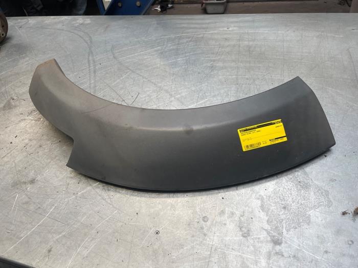 Usados Extensor de guardabarros Dodge Nitro 2.8 CRD 16V 4x2 Precio € 40,00 Norma de margen ofrecido por Poolman autodemontage