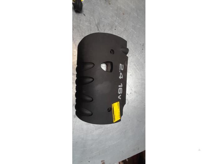 Used Engine cover Citroen C-Crosser 2.4 16V Price € 30,00 Margin scheme offered by Poolman autodemontage