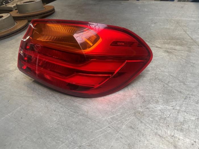 Taillight, right from a BMW 4 serie Gran Coupe (F36) 420i 2.0 Turbo 16V 2014