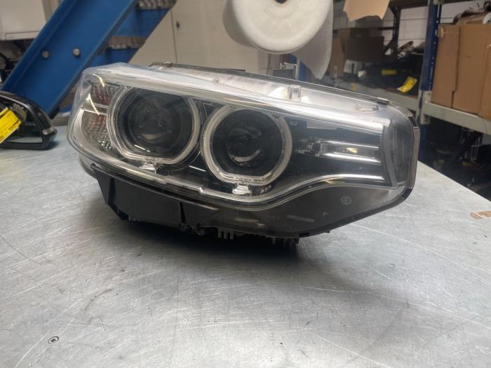 Headlight, right from a BMW 4 serie Gran Coupe (F36) 420i 2.0 Turbo 16V 2014