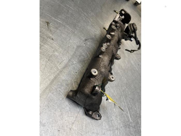 Vortex valve from a Toyota Land Cruiser (J12) 3.0 D-4D 16V 2006
