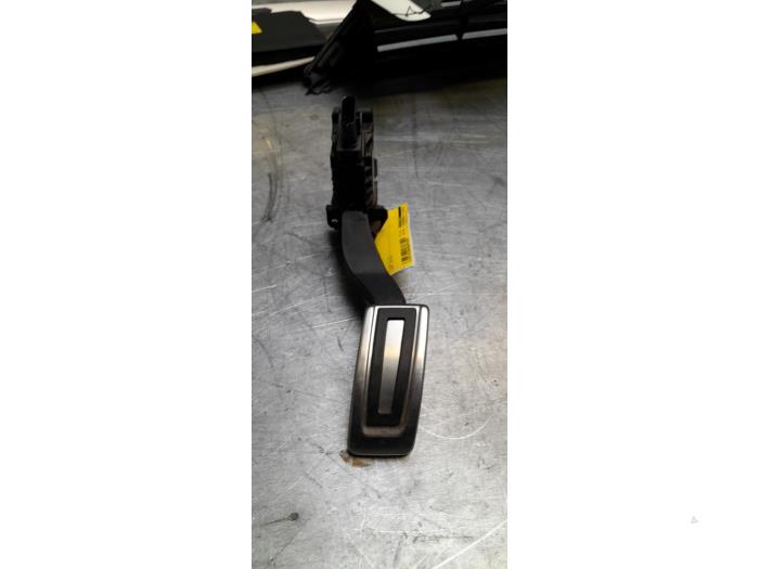 Begagnade Gaspedalsensor Volkswagen Passat Alltrack (3G5) 2.0 TDI BiTurbo 16V 4Motion Pris € 30,00 Marginaltabell erbjuds av Poolman autodemontage