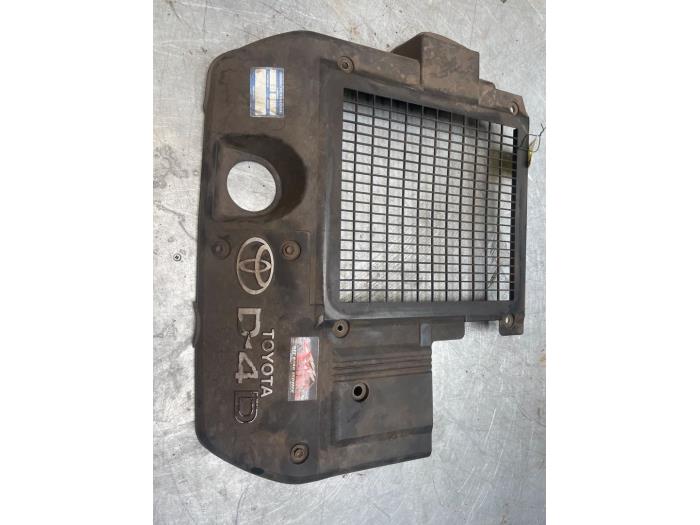 Used Engine cover Toyota Land Cruiser (J12) 3.0 D-4D 16V Price € 30,00 Margin scheme offered by Poolman autodemontage
