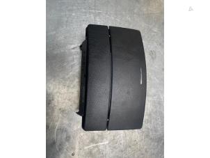 Used Dashboard part Mercedes S (W221) 3.5 S-350 24V Price € 25,00 Margin scheme offered by Poolman autodemontage