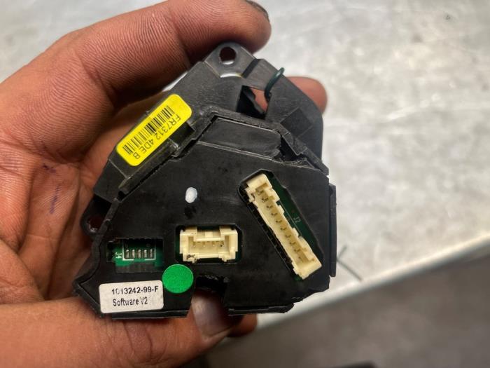 Schalter (sonstige) van een Tesla Model X 100X 2018