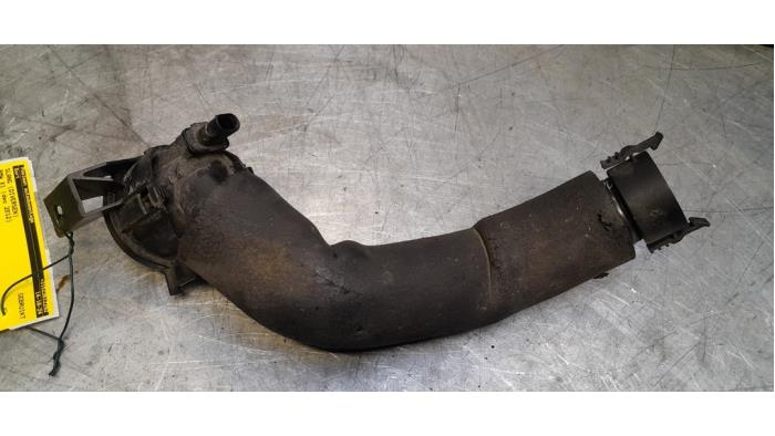 Breather pipe