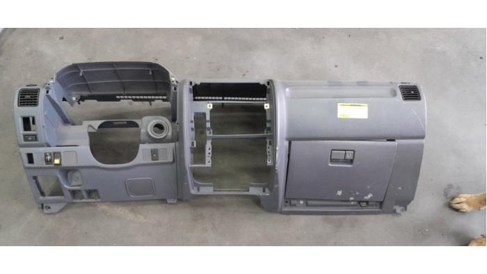 Używane Panel Toyota Land Cruiser 90 (J9) 3.0 TD Cena € 100,00 Procedura marży oferowane przez Poolman autodemontage