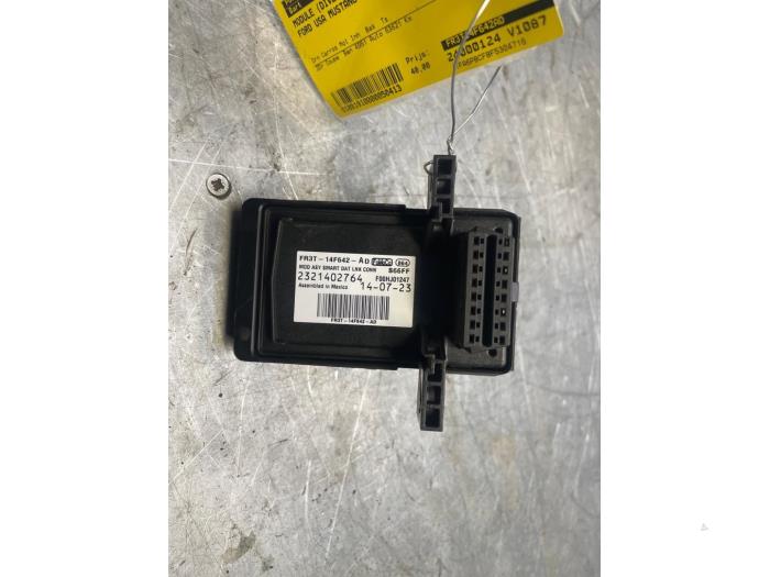 Używane Modul (rózne) Ford Usa Mustang VI Fastback 5.0 GT Ti-VCT V8 32V Cena € 40,00 Procedura marży oferowane przez Poolman autodemontage