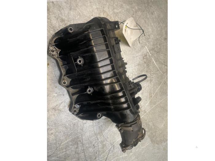 Używane Kolektor dolotowy Ford B-Max (JK8) 1.0 EcoBoost 12V 100 Cena € 30,00 Procedura marży oferowane przez Poolman autodemontage