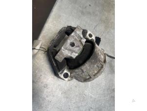 Support moteur d'un Audi A8 (D4) 3.0 TDI V6 24V Quattro 2012