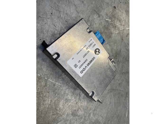 Używane Modul (rózne) BMW 7 serie (F01/02/03/04) 750i,Li,LiS V8 32V Cena € 50,00 Procedura marży oferowane przez Poolman autodemontage