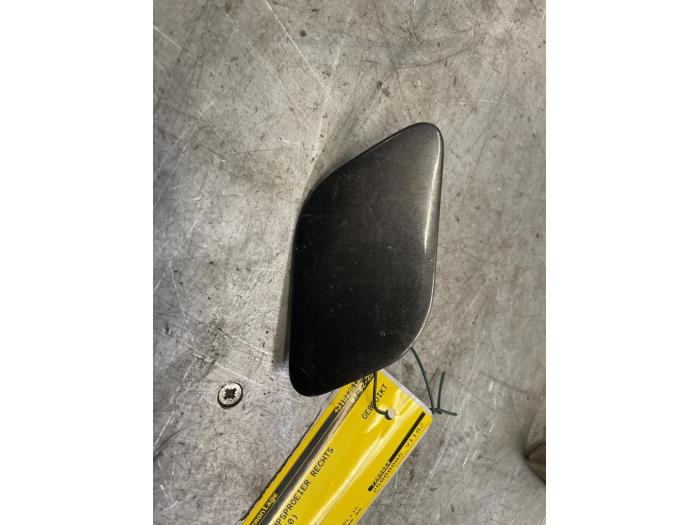 Cache gicleur lave-phares