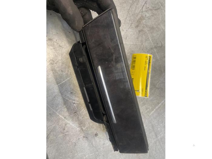 Begagnade Askkopp, fram BMW 7 serie (F01/02/03/04) 750i,Li,LiS V8 32V Pris € 40,00 Marginaltabell erbjuds av Poolman autodemontage