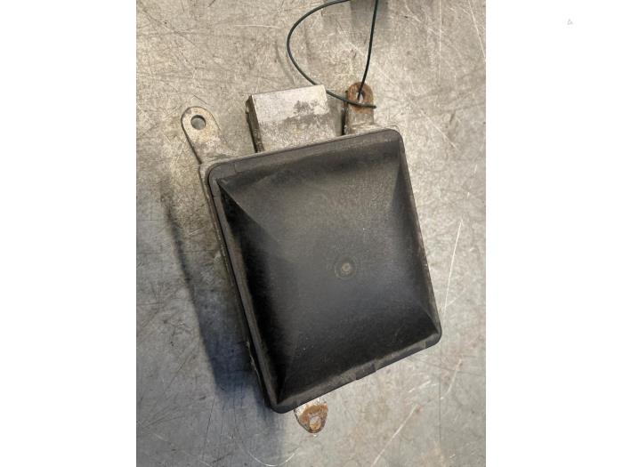 Begagnade Dödvinkelsensor BMW 7 serie (F01/02/03/04) 750i,Li,LiS V8 32V Pris € 50,00 Marginaltabell erbjuds av Poolman autodemontage