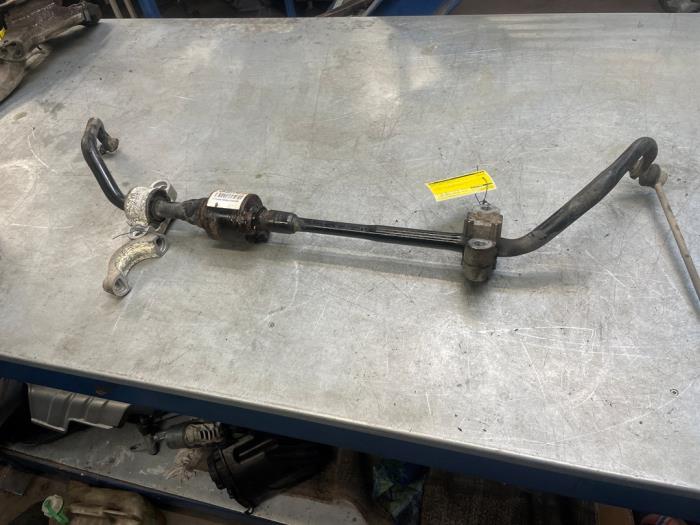 Używane Stabilizator przód BMW 7 serie (F01/02/03/04) 750i,Li,LiS V8 32V Cena € 50,00 Procedura marży oferowane przez Poolman autodemontage