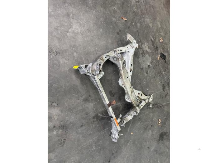 Used Subframe BMW 7 serie (F01/02/03/04) 750i,Li,LiS V8 32V Price € 50,00 Margin scheme offered by Poolman autodemontage