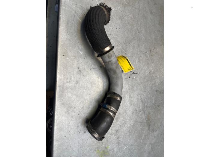 Gebrauchte Intercooler Schlauch Kia Sorento II (XM) 2.2 CRDi 16V VGT 4x2 Preis € 50,00 Margenregelung angeboten von Poolman autodemontage
