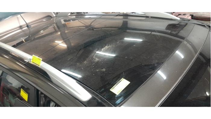 Używane Szyberdach Kia Sorento II (XM) 2.2 CRDi 16V VGT 4x2 Cena € 250,00 Procedura marży oferowane przez Poolman autodemontage