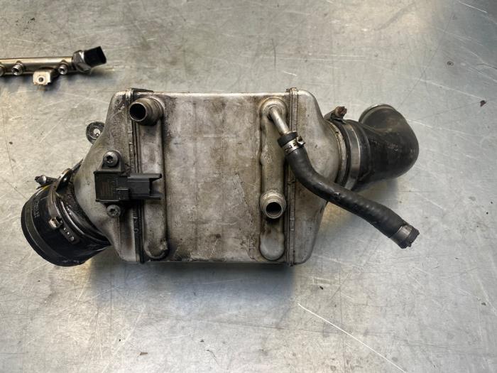 Usados Intercooler BMW 7 serie (F01/02/03/04) 750i,Li,LiS V8 32V Precio € 50,00 Norma de margen ofrecido por Poolman autodemontage