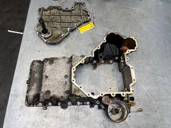 Gebrauchte Ölwanne BMW 7 serie (F01/02/03/04) 750i,Li,LiS V8 32V Preis € 75,00 Margenregelung angeboten von Poolman autodemontage