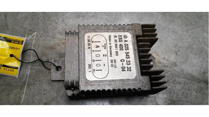 Używane Modul wentylator Mercedes E (W210) 2.6 E-240 V6 18V Cena € 29,99 Procedura marży oferowane przez Poolman autodemontage