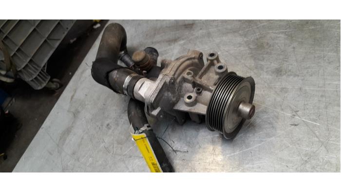 Begagnade Vattenpump Ford Ranger 3.2 TDCI 20V 4x4 Pris € 36,29 Inklusive moms erbjuds av Poolman autodemontage